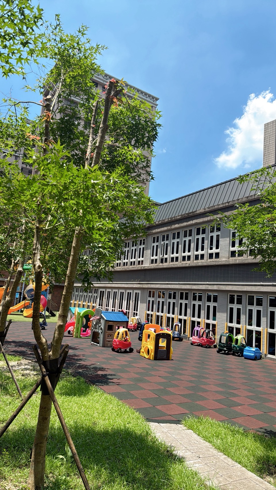 福祿貝爾大有幼兒園戶外活動空間